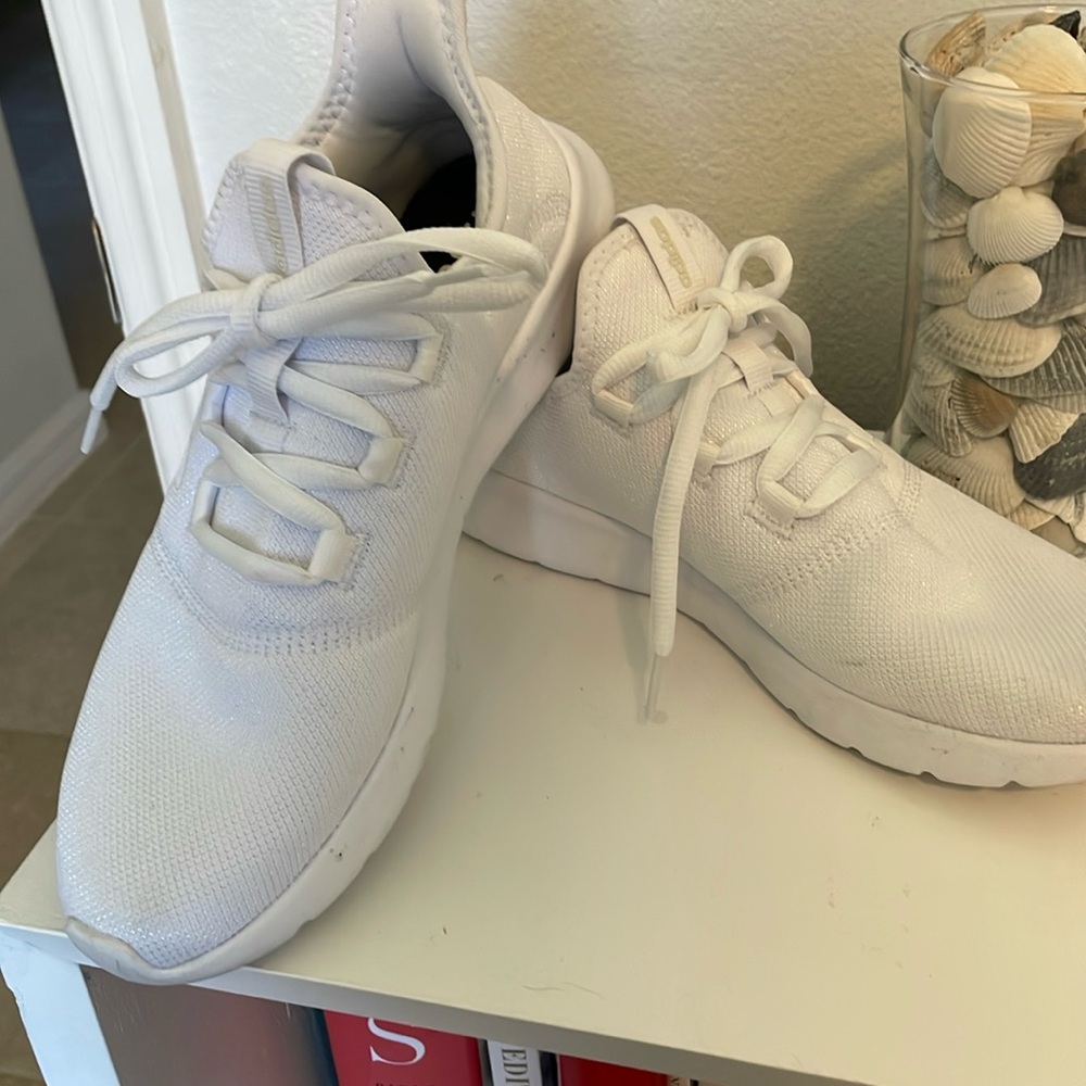 White Adidas cloud foam prime green sneakers, size 9 1/2. Only worn once.